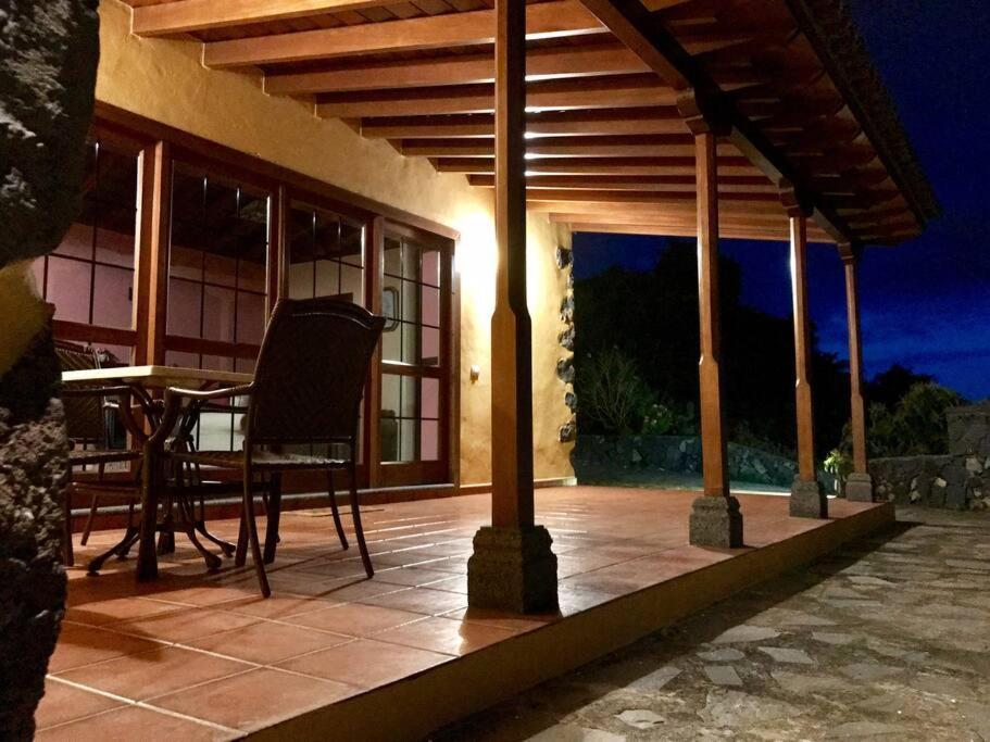 Вілла Rustic House La Montana Бренья-Баха Екстер'єр фото